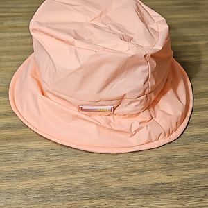 NWT Rains Light Pink Sky Waterproof Women's Bucket Hat XS-Medium